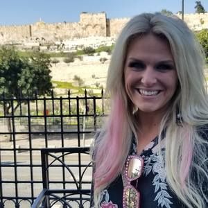 Meet your Posher, Megan